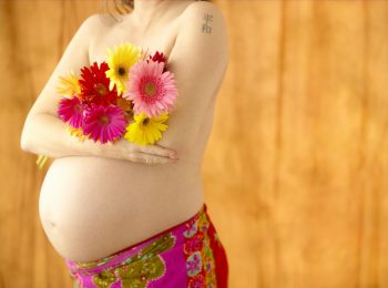 Nove mesi con l’ostetrica: la dolcezza della gravidanza a basso rischio (e senza medico!)