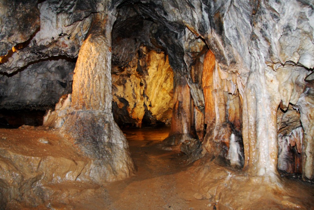 Grotta dei Dossi – Villanova Mondovì (CN)