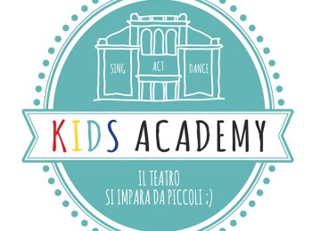 Il teatro si impara da piccoli