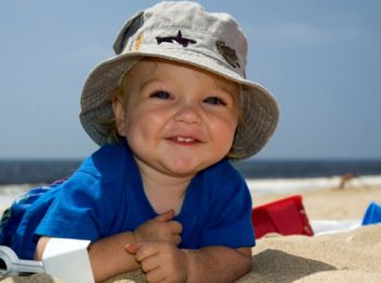 Bambini nati in estate, i più sani (e più alti!)