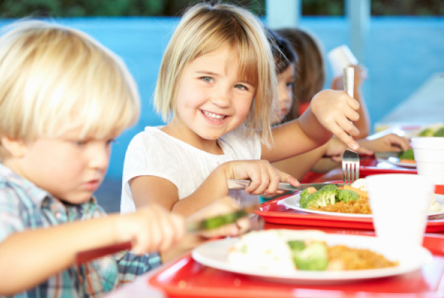 Nelle scuole di Brescia l’ok a portare il pasto da casa