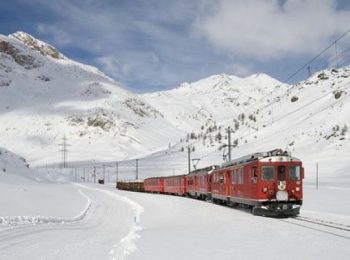 Tutti a bordo del Trenino Rosso!