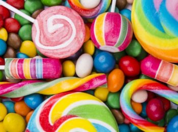 Il Parlamento Europeo blocca l’aumento di zuccheri negli alimenti per bambini