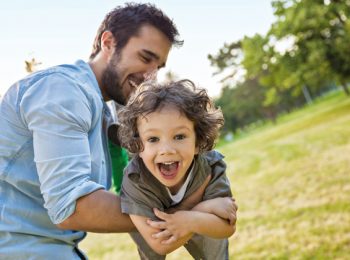 Crescere con mamma e papà