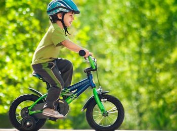 La bicicletta fa bene alla vista e migliora l’occhio pigro