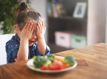 Mio figlio mangia poco. Che fare in caso di inappetenza?