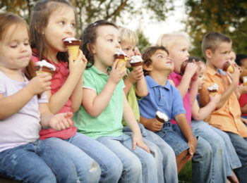 Torino, gelato gratis per i bimbi delle elementari