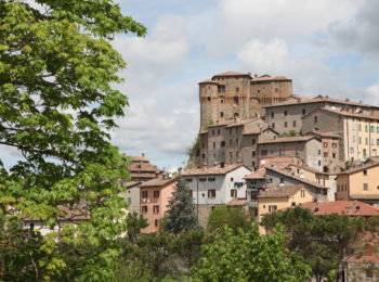 La Valmarecchia, un territorio che sembra uscito dal Medioevo
