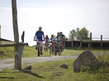 Pedalando con la famiglia nell’Oasi Zegna