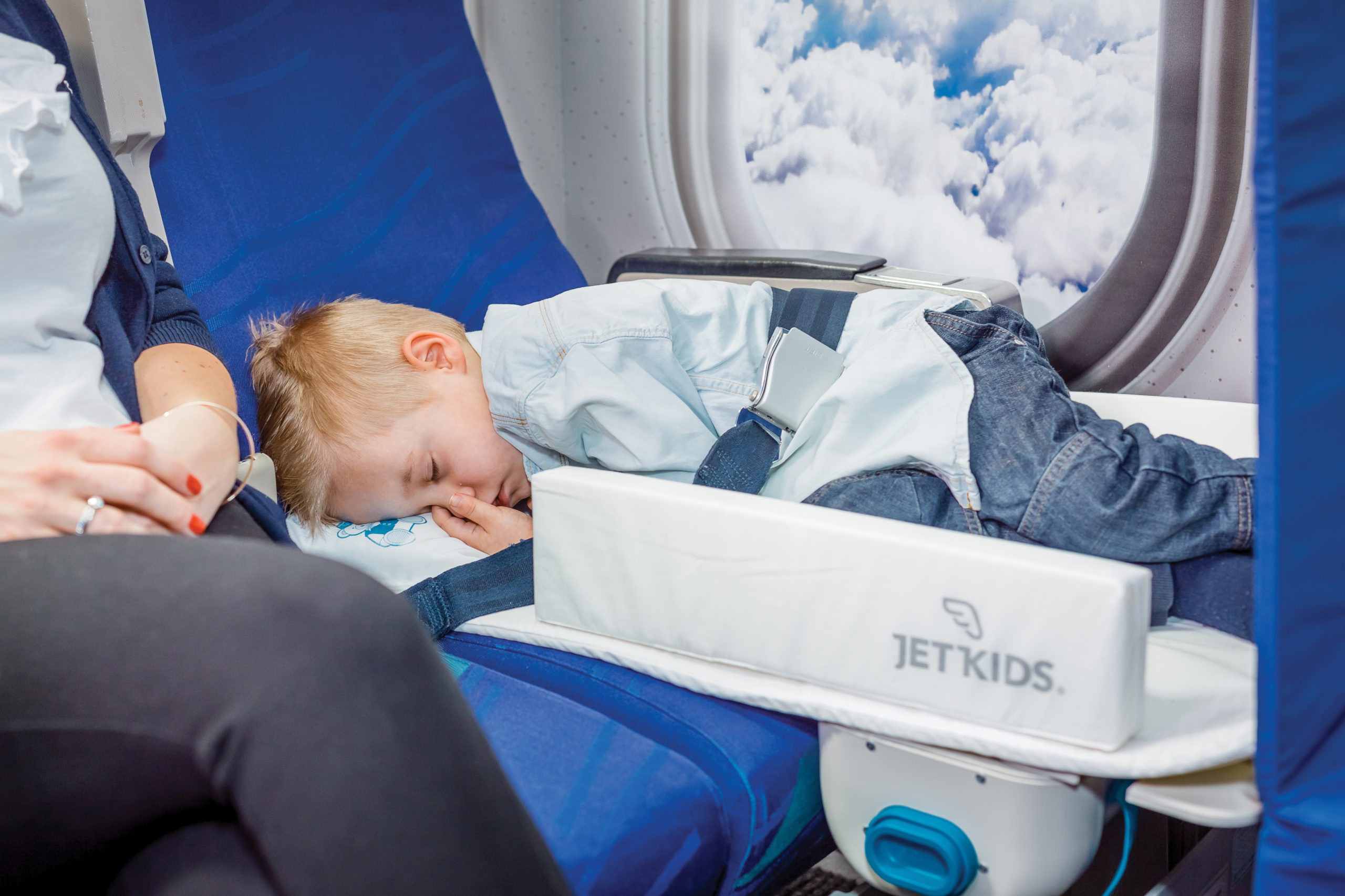 Для ребенка дополнительно можно. Чемодан Stokke JETKIDS. Jet Kids BEDBOX Stokke. JETKIDS by Stokke BEDBOX. Чемодан Stokke Jet Kids.