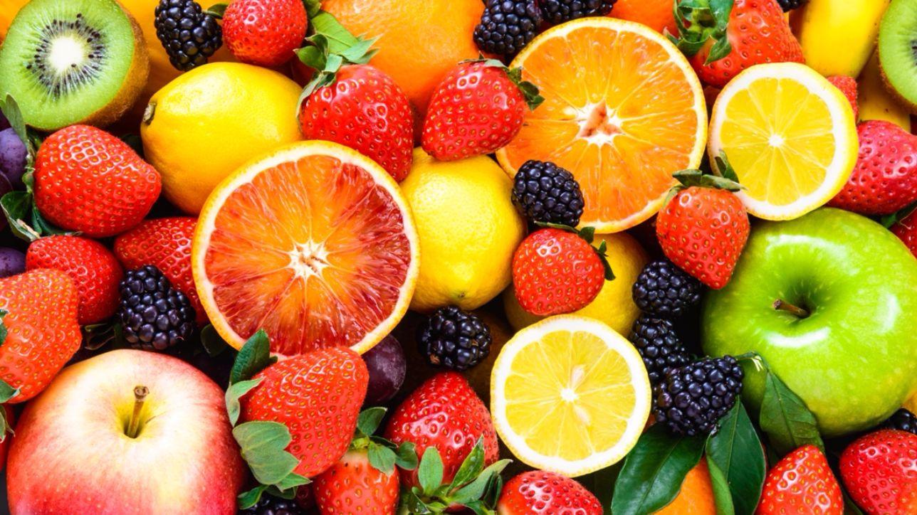 Scopriamo i superfruits, ovvero la frutta per i bambini