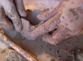 I tesori della terra tra scultura e travasi