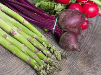 Asparagi e ravanelli