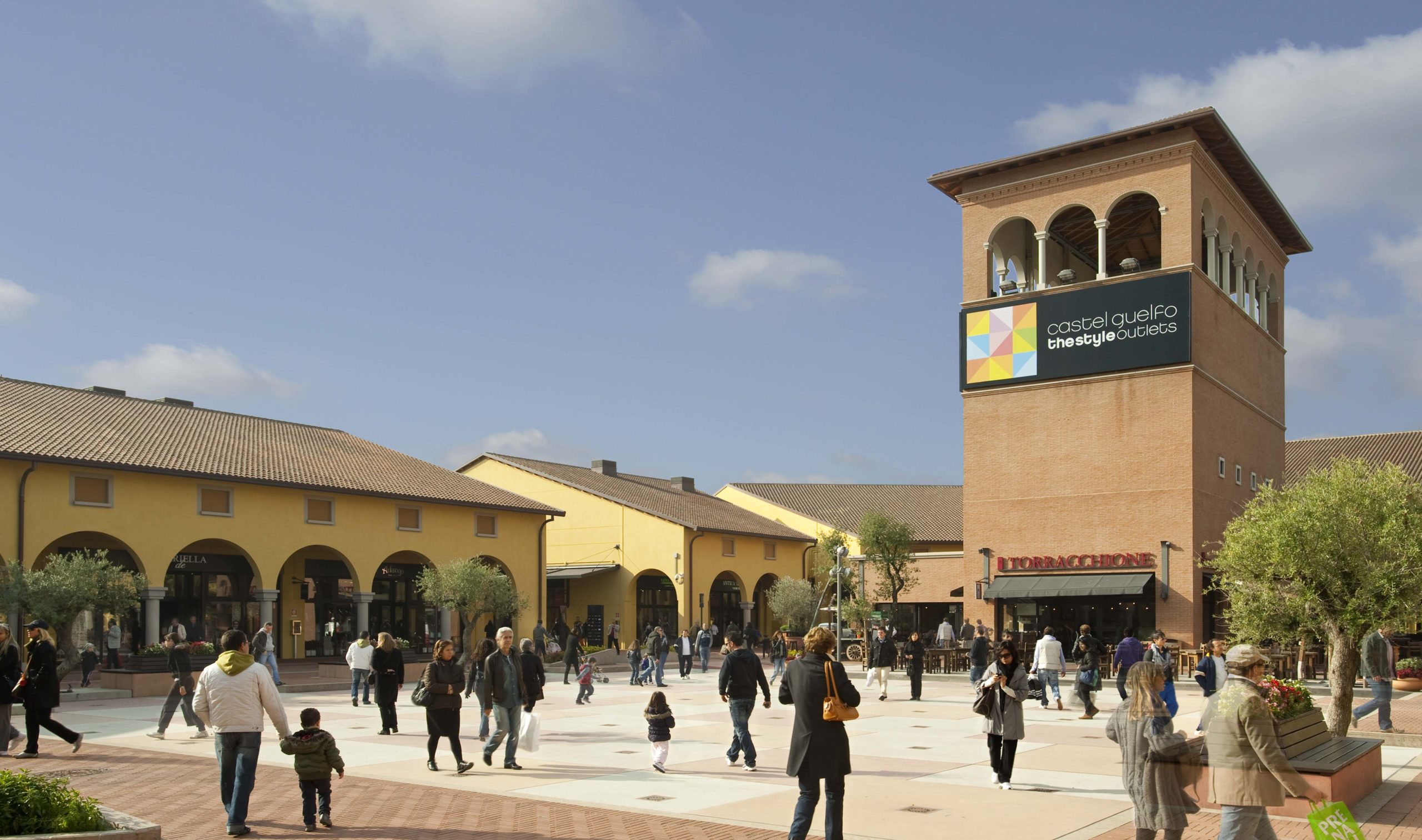 Outlet vans castel guelfo hotsell