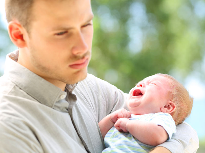 Se la depressione post parto colpisce il papà