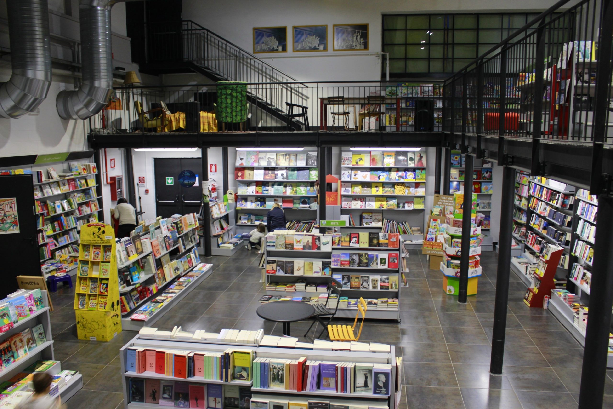 Binaria Centro Commensale e Libreria – Torino