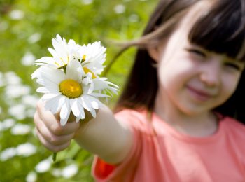 Raccontare la morte ai bambini. I consigli della psicologa