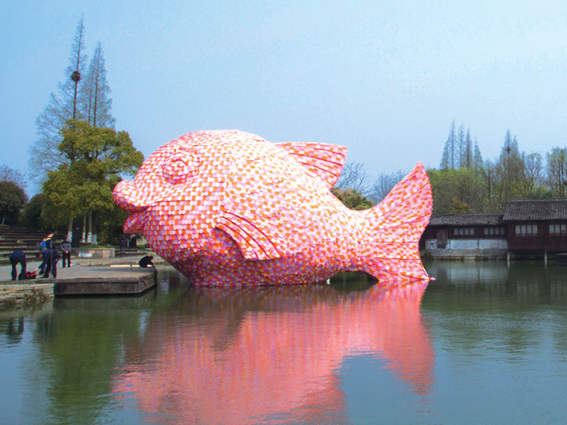 GG a spasso tra giganti di design e arte1