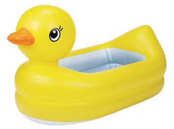 Viaggiare con i bambini: gli accessori indispensabili
