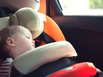 Seggiolini anti-abbandono: è legge
