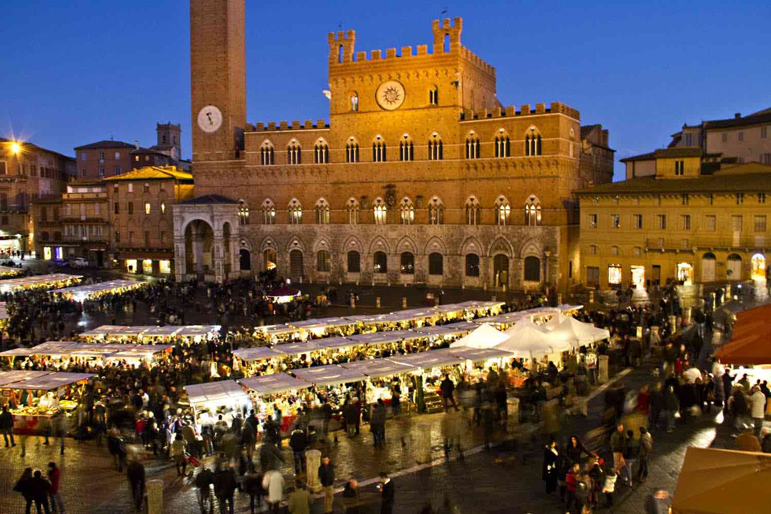 GG mercatini di natale siena