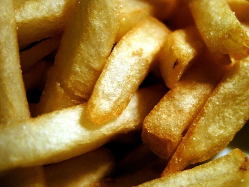 L’acrilammide fa male. Stop a patatine fritte, toast e carne alla griglia