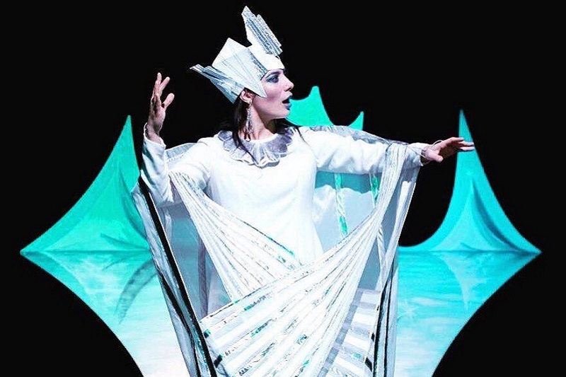 Teatro Colla con le sue marionette sul palco di gennaio