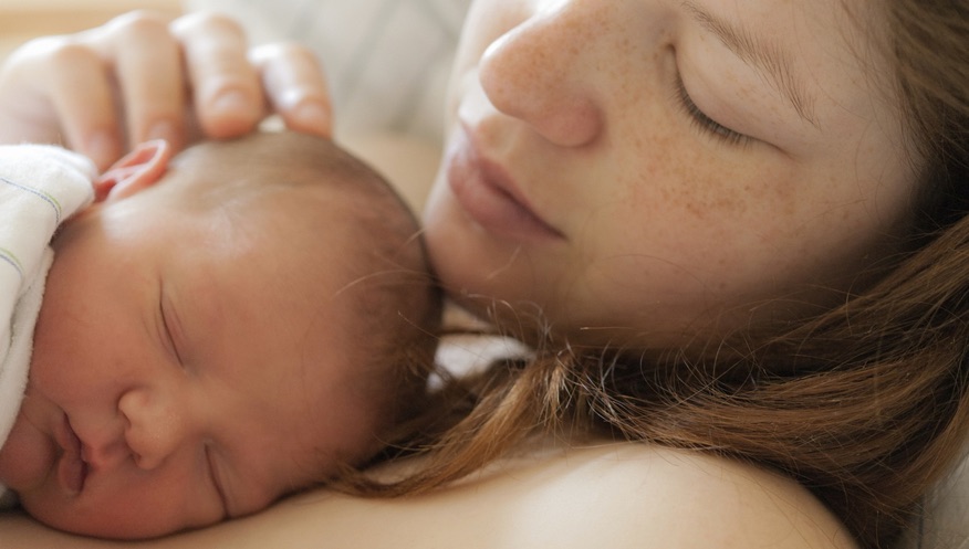 Cognome della madre, del padre, o doppio: cosa si può fare in Italia