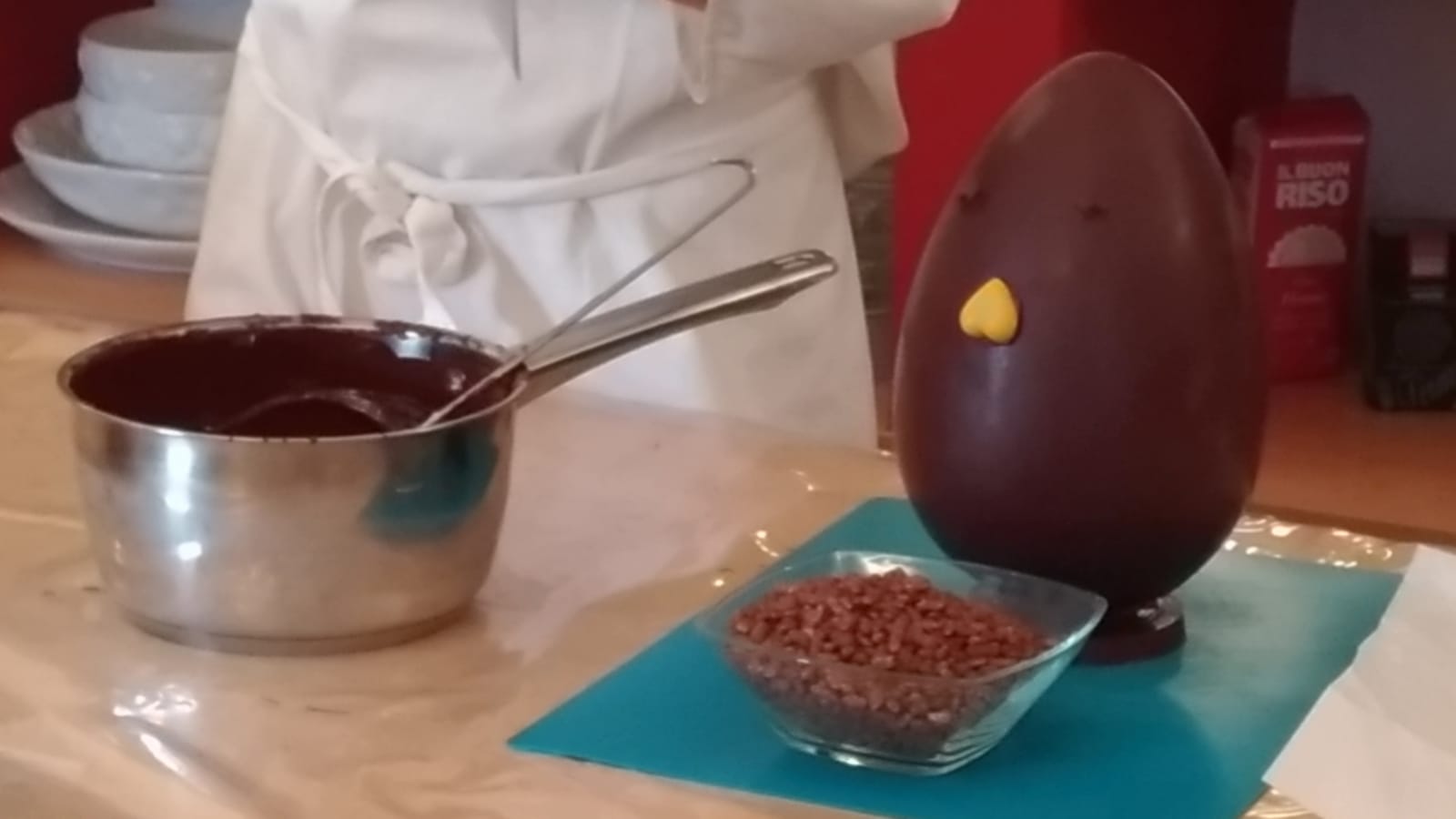 Decorare le uova di cioccolato, che passione!