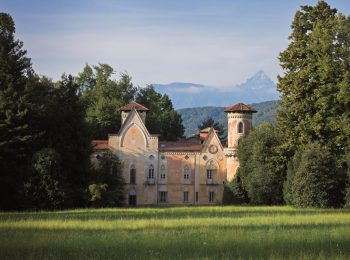 Arte immersa nel parco, al Castello di Miradolo