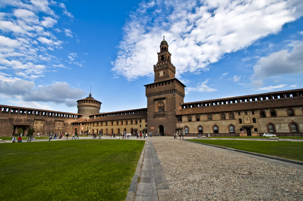 GG castello sforzesco a maggio