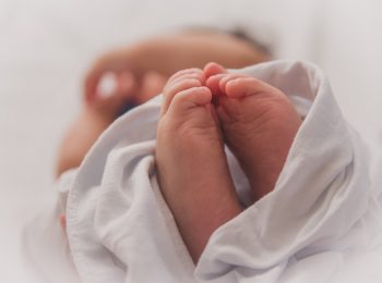 Cesareo: meno batteri buoni e più infezioni respiratorie