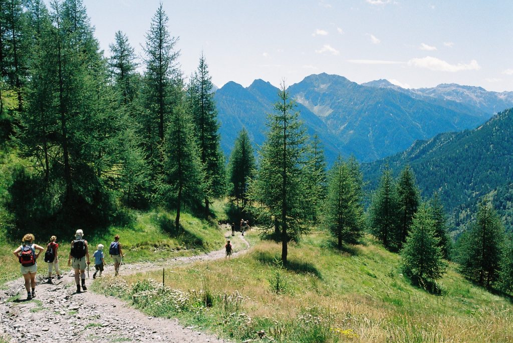 trekking montagna con bambini