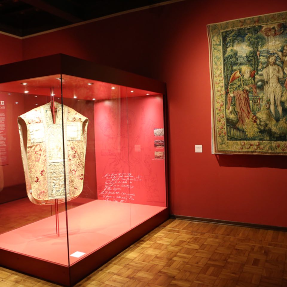Al Museo del Tesoro del Duomo di Vercelli ottobre è fumetto