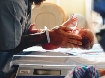 Gravidanza: il test del DNA finalmente è gratis