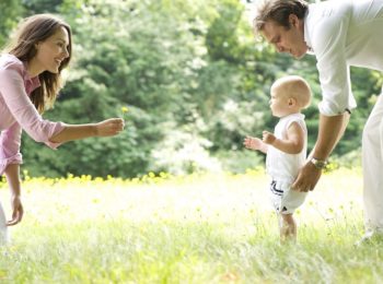 La Finlandia propone la parità di congedo a mamma e papà