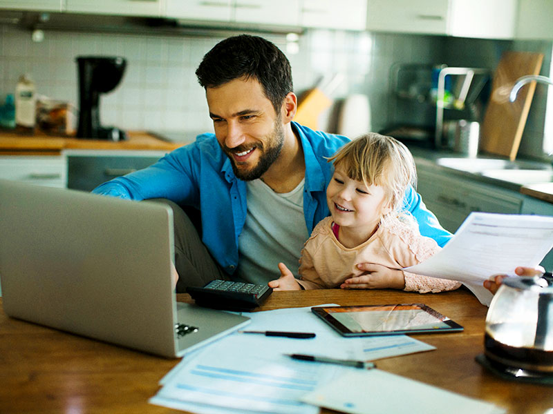 Family Time: non scusarti se i figli entrano in videoconferenza