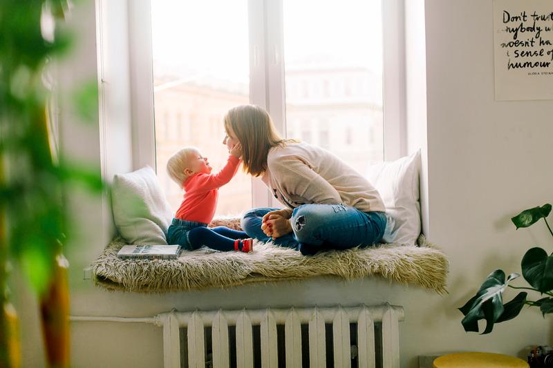 Babysitter ai tempi del coronavirus: ma è così facile trovarne una?