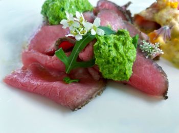 Roast beef all’inglese con riduzione di rucola