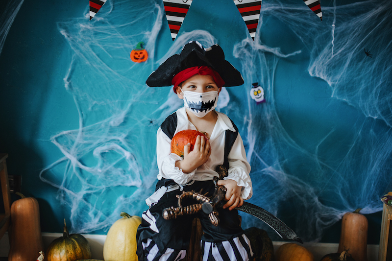 Halloween no-touch: idee divertenti con distanziamento