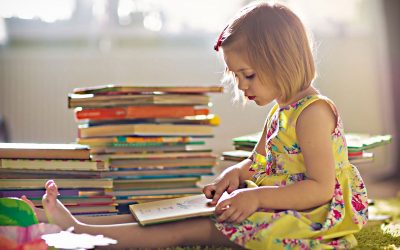 Letture sotto l’ombrellone: i libri per ragazzi da leggere quest’estate
