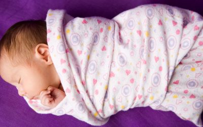 Swaddling, fasciare i neonati per il contenimento