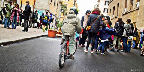 Torna il 21 ottobre la mobilitazione europea per chiedere in tutta Europa strade scolastiche