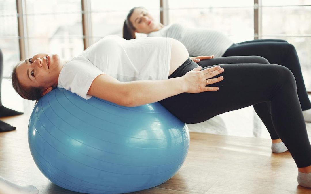 Addominali e pavimento pelvico dopo il parto
