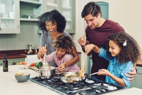 Viaggi in cucina: i piatti etnici che piacciono anche ai bambini