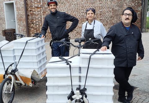 I panini arrivano a scuola in cargo bike: il progetto di Torino e cintura