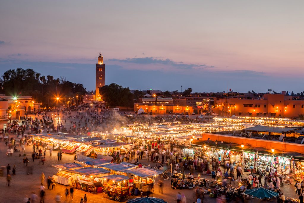 marocco. con bambini