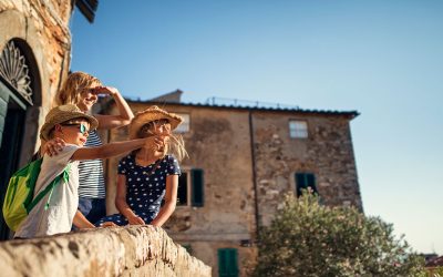 Non solo mare, non solo spiagge: colline, borghi, sport e cultura sulla costa della Toscana