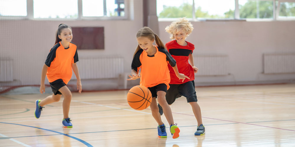Adolescenti e sport: un antidoto alla solitudine nelle famiglie più fragili