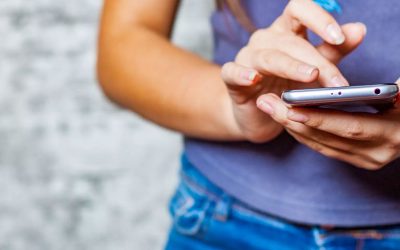 Adolescenti, smartphone e genitori